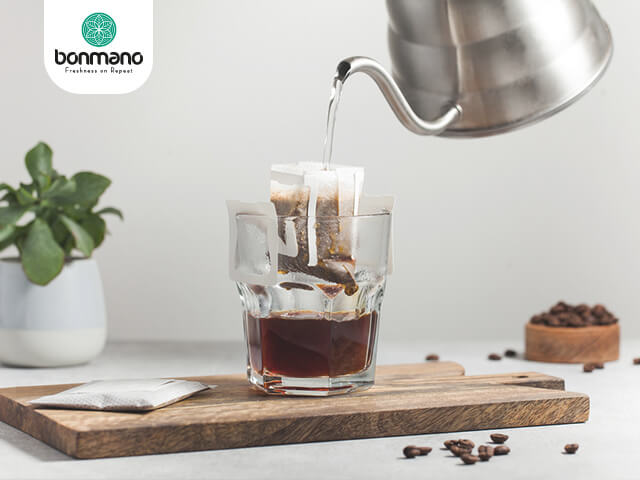 تهیه قهوه دمی به روش خیساندن و کافی بگ یا کیسه قهوه